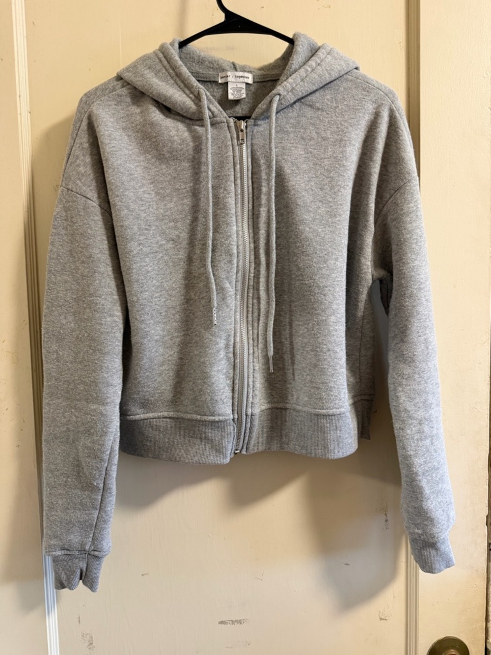 Comfy Gray Women's Zip Hoodie & Jogger Set - Picture 10 of 12